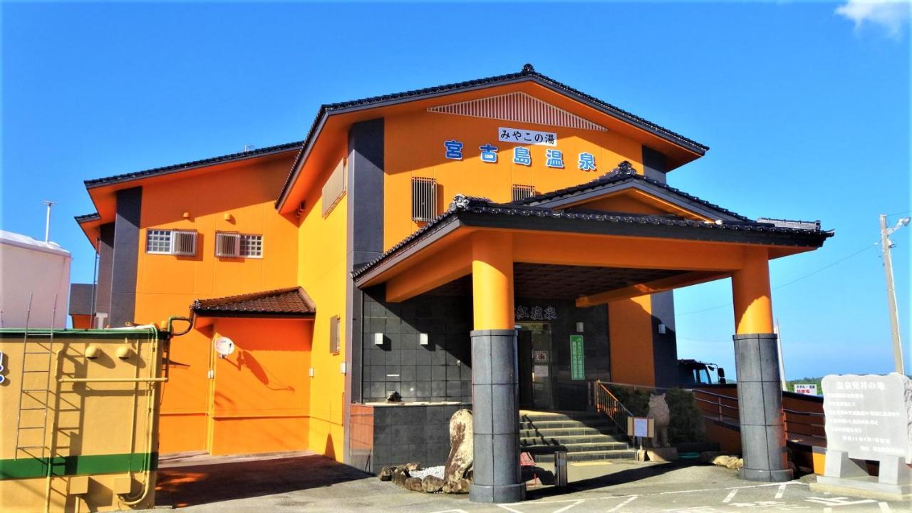 Hotel Castlevillage Miyakojima Buitenkant foto